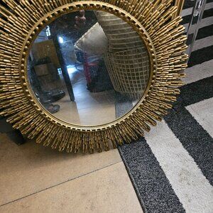 GOLD ROUND MEDIUM SZ MIRROR